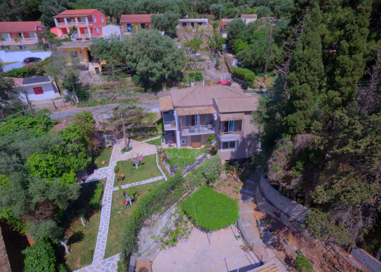 Ionian Paths Apartment เปรามา ภายนอก รูปภาพ