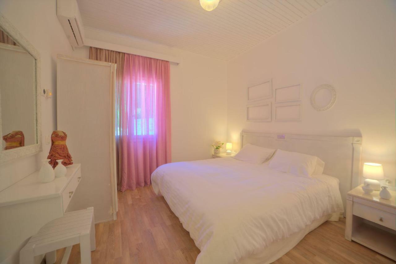 Ionian Paths Apartment เปรามา ภายนอก รูปภาพ